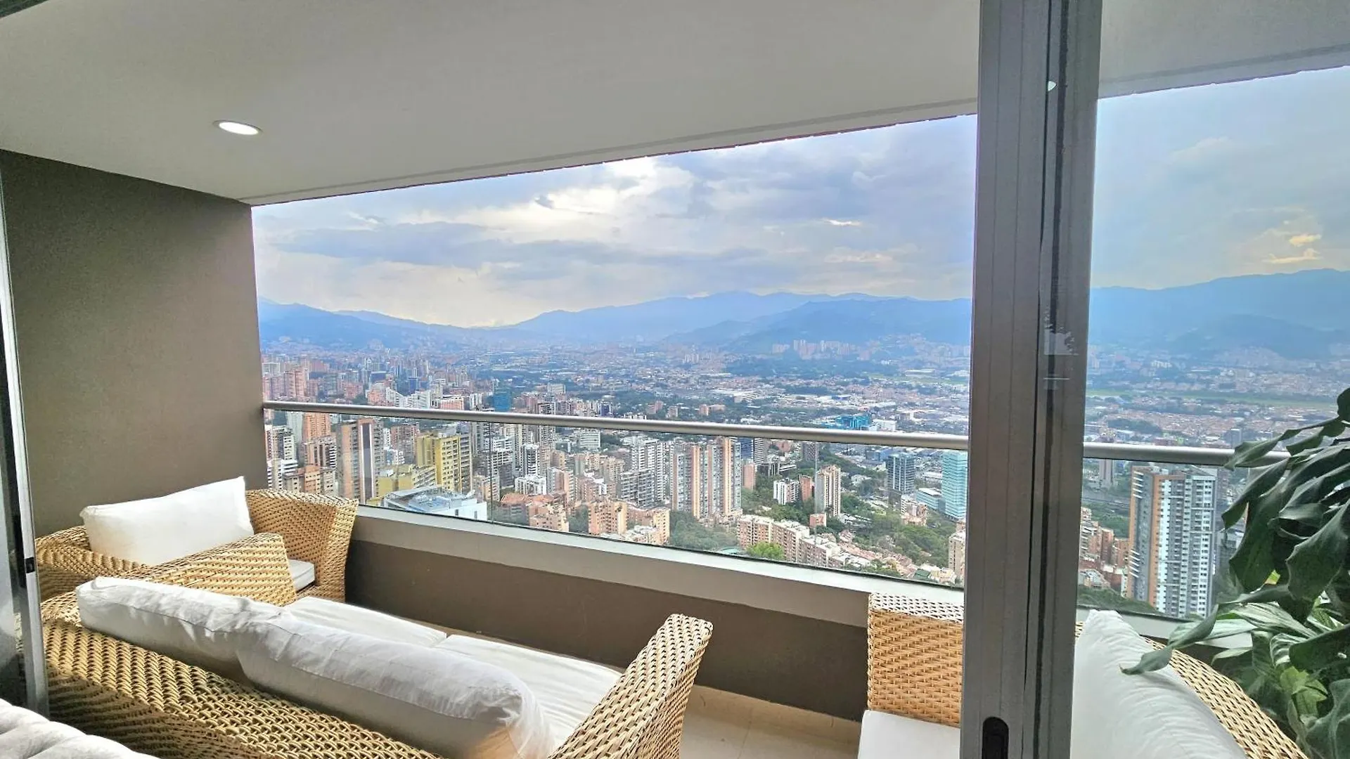 Apartamento Mirador De Las Palmas Medellin